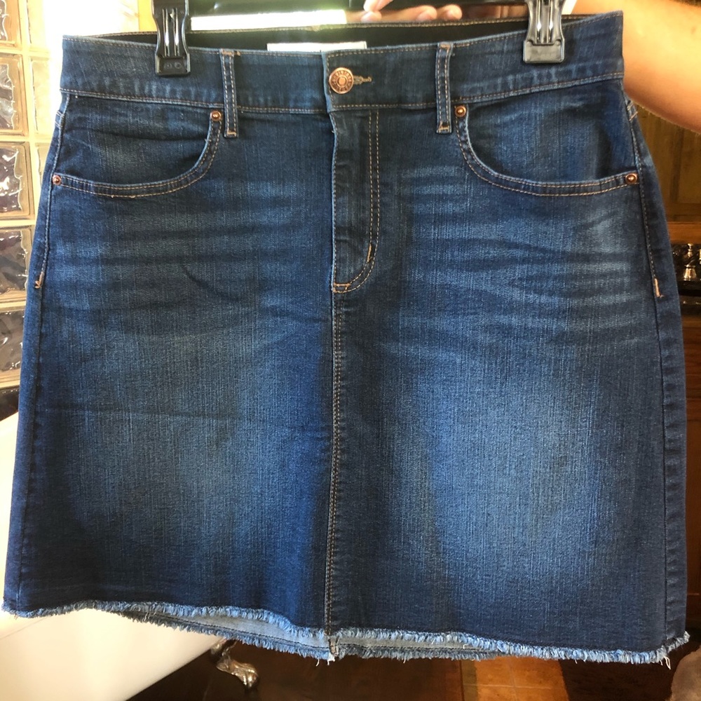 BRAND NEW DENIM SKIRT